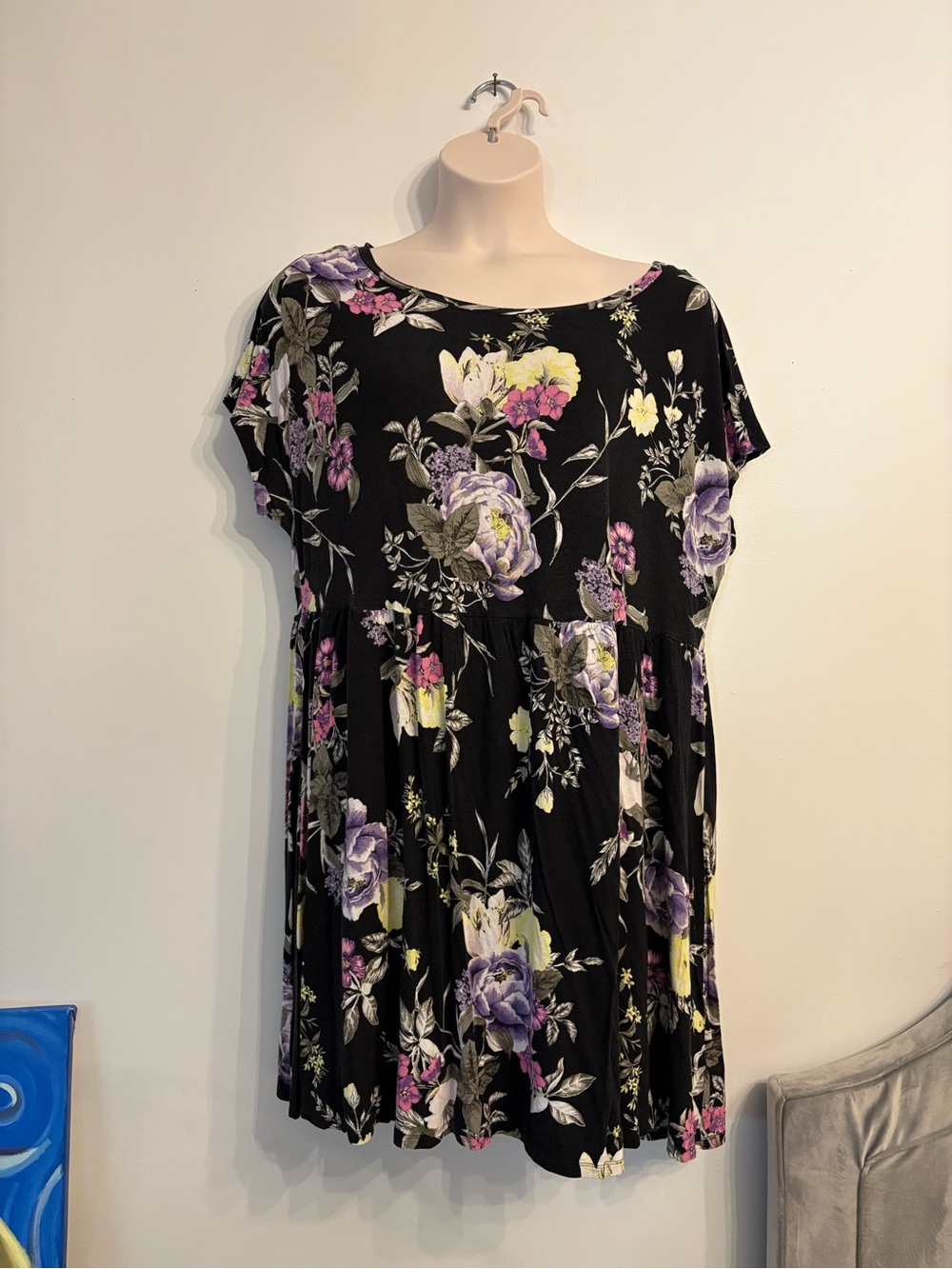 Plus Black Floral Short-Sleeve Women’s Dress